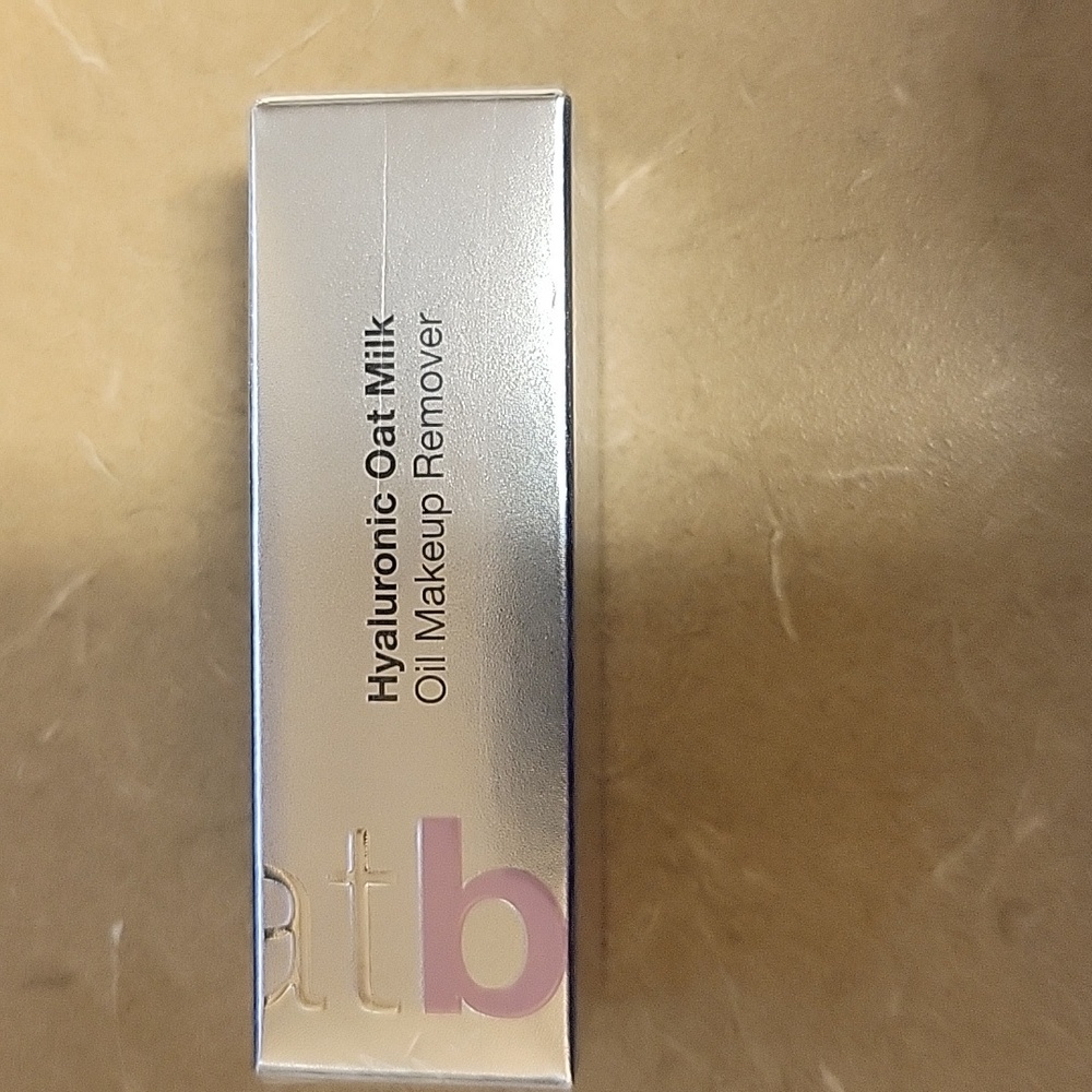 Mini Makeup Remover - Picture 2 of 4